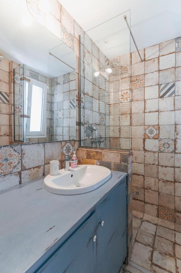 Comfortable 2 Bd Apartment Close To Athens Archeological Museum Екстериор снимка
