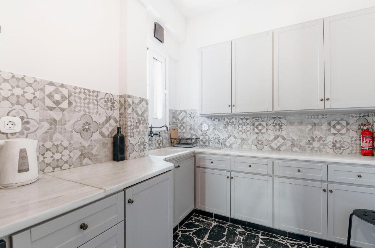 Comfortable 2 Bd Apartment Close To Athens Archeological Museum Екстериор снимка